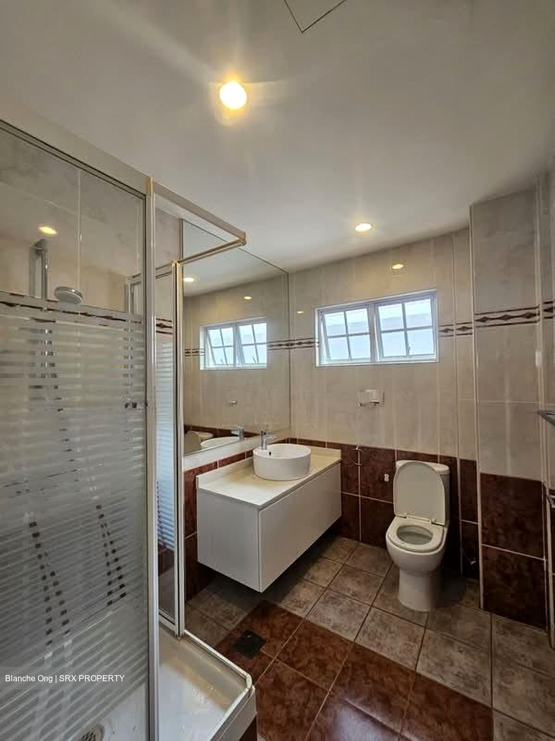 Amber Road (D15), Terrace #560779061